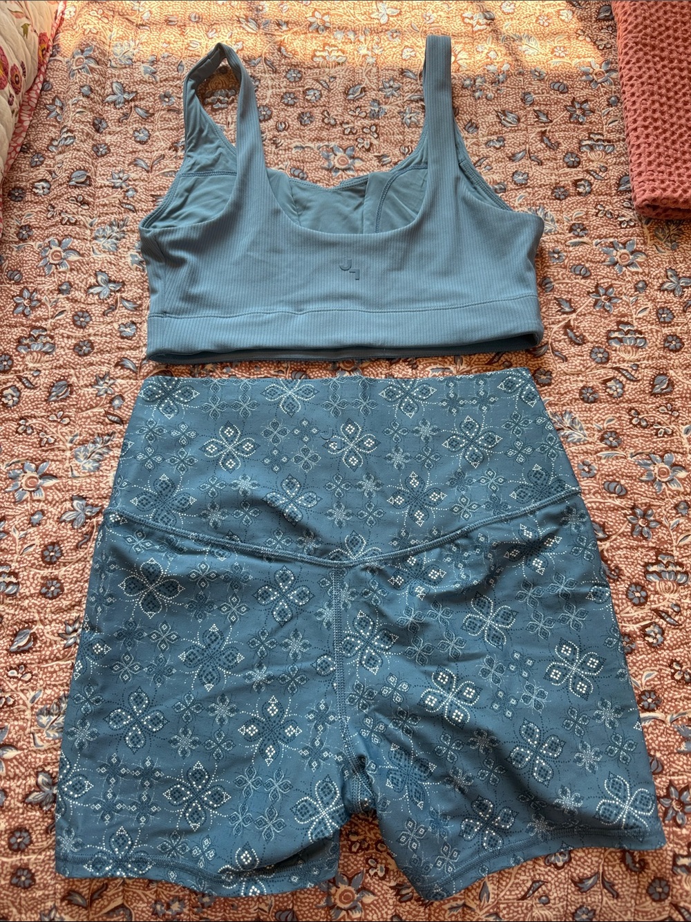 JoyLab Slate Blue Lace-Up Sports Bra & Patterned Bike Shorts Set - Picture 4 of 7